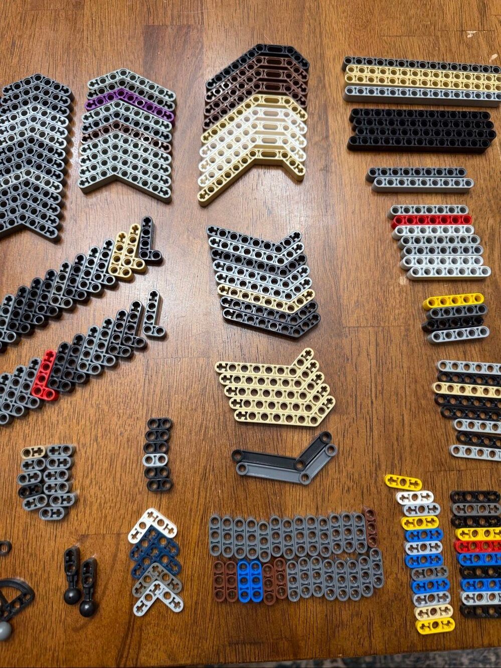 LEGO Education 9648 Construction System Storage Tub Incomplete 317 Pieces (9212) - Picture 4 of 11